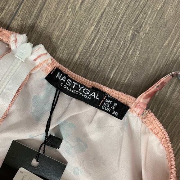 Nasty Gal Vintage Gather Detail Floral Mini Dress Rose Pink Size 4 - Picture 8 of 16